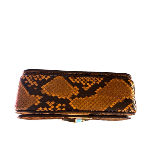 Kate Spade Nicola Crossbody Special Turn Lock Spade Clasp Collectible! HP - Picture 10 of 16